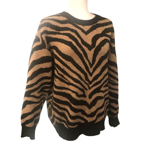 KARL LAGERFELD Paris Zebra Print Knitted Oversized Fit Sweater Pullover Size L - Picture 2 of 7